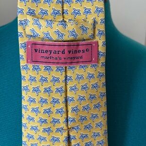 Vineyard Vines Yellow and Blue Starfish Tie